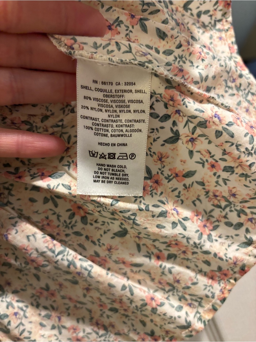 Cream Mixed-Media Puff Sleeve Floral Hem Top - Picture 5 of 8